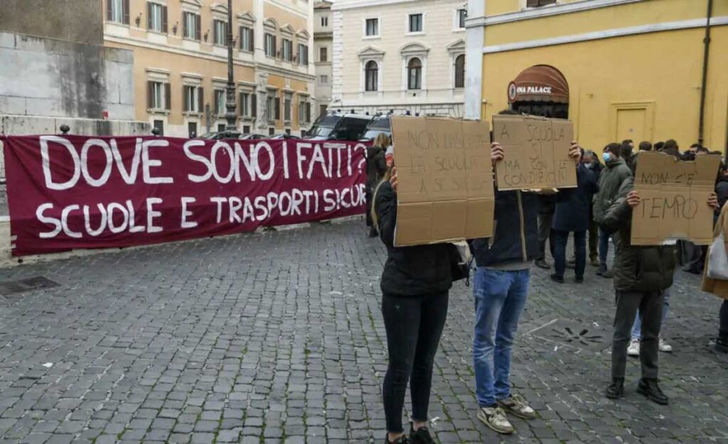 scuola a distanza protesta